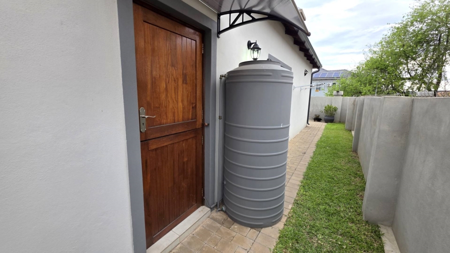 3 Bedroom Property for Sale in Melodie North West